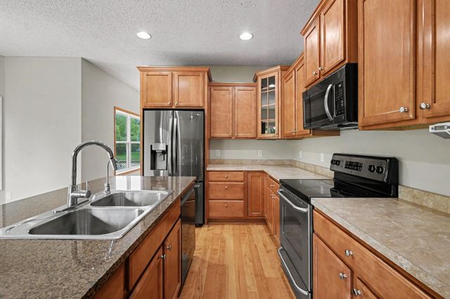 26814 Meadow Ridge Drive, Elko New Market, MN 55020
