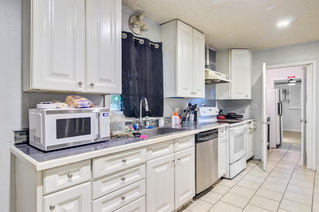 7074 W Constellation Drive, North Charleston, SC 29418