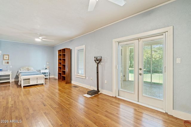 14 W COLTER Street, Phoenix, AZ 85013