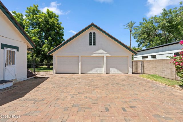 14 W COLTER Street, Phoenix, AZ 85013