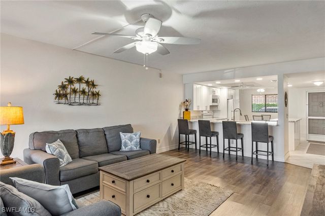 4719 SE 17th PL 103, Cape Coral, FL 33904