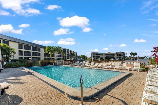 4719 SE 17th PL 103, Cape Coral, FL 33904