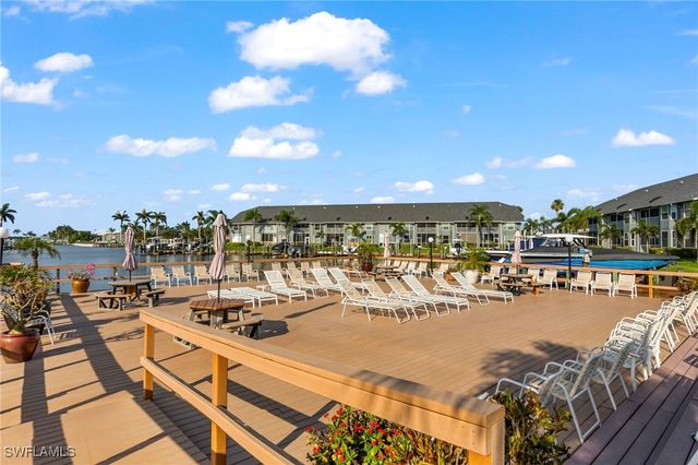 4719 SE 17th PL 103, Cape Coral, FL 33904