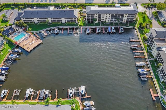 4719 SE 17th PL 103, Cape Coral, FL 33904