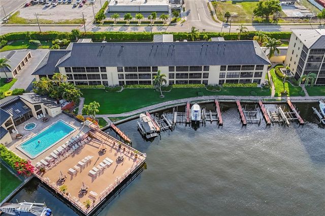 4719 SE 17th PL 103, Cape Coral, FL 33904