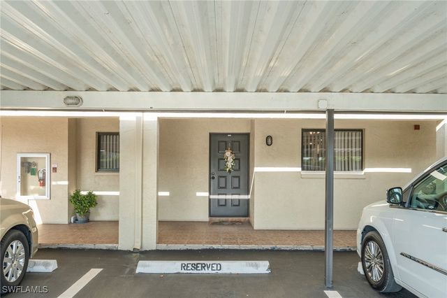 4719 SE 17th PL 103, Cape Coral, FL 33904