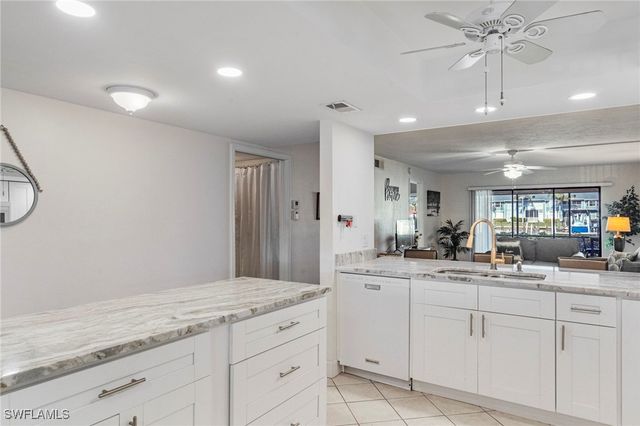 4719 SE 17th PL 103, Cape Coral, FL 33904