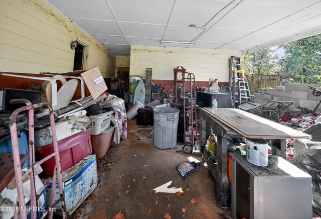 8545 MATERA Avenue, Jacksonville, FL 32244