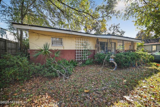 8545 MATERA Avenue, Jacksonville, FL 32244