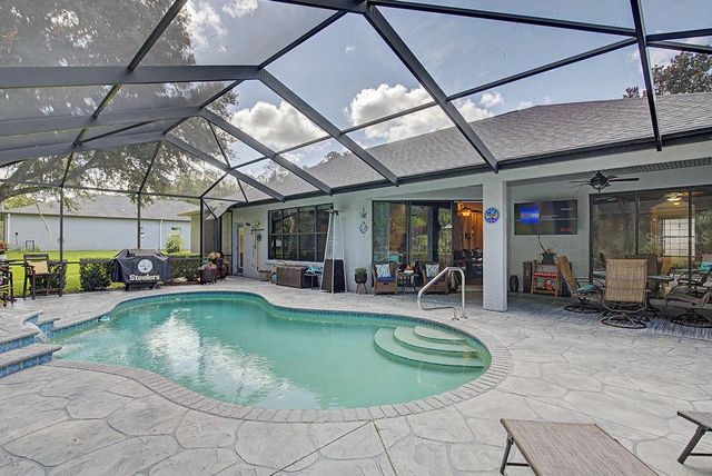 19341 SW 82ND PLACE ROAD, Dunnellon, FL 34432