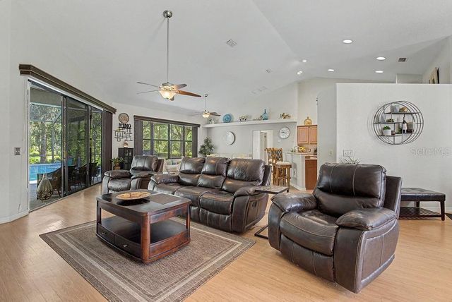 19341 SW 82ND PLACE ROAD, Dunnellon, FL 34432