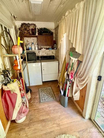 1612 S New Hope Road, Gastonia, NC 28054