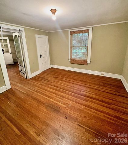 1612 S New Hope Road, Gastonia, NC 28054