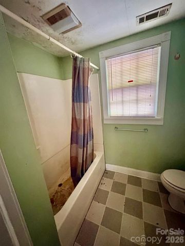 1612 S New Hope Road, Gastonia, NC 28054