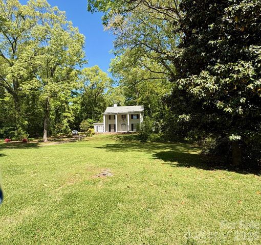 1612 S New Hope Road, Gastonia, NC 28054