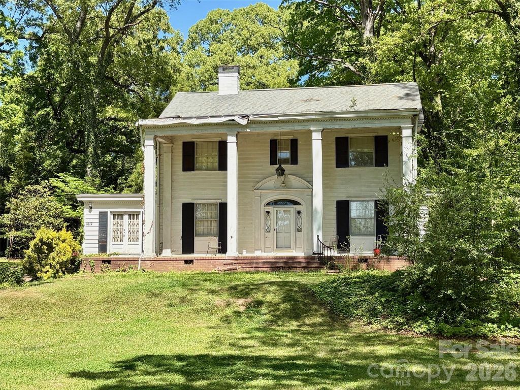 1612 S New Hope Road, Gastonia, NC 28054