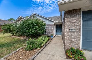 1106 N Flamingo Road, Rogers, AR 72756