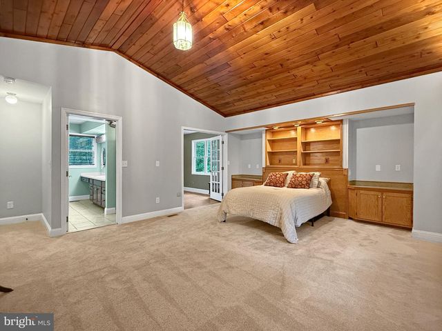 8749 RAMSBURG RD, Thurmont, MD 21788