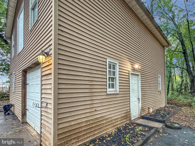 8749 RAMSBURG RD, Thurmont, MD 21788