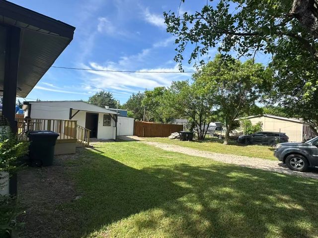 5776 County Road 927, Nevada, TX 75173