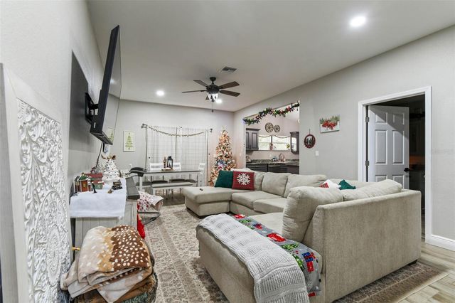 748 MCCLELLAN ROAD, Frostproof, FL 33843