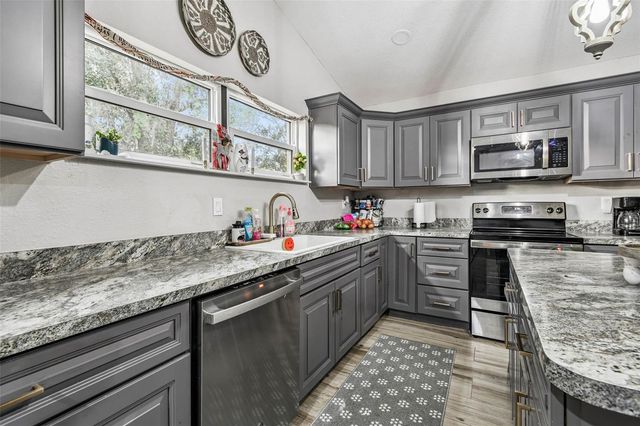 748 MCCLELLAN ROAD, Frostproof, FL 33843