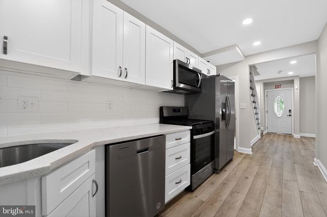 4019 BAREVA RD, Baltimore, MD 21215
