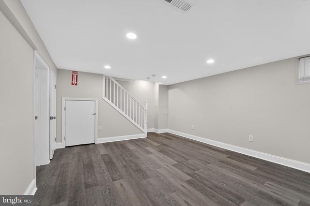 4019 BAREVA RD, Baltimore, MD 21215
