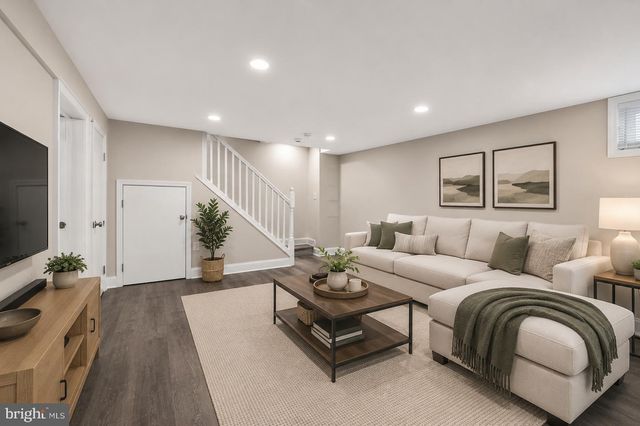 4019 BAREVA RD, Baltimore, MD 21215