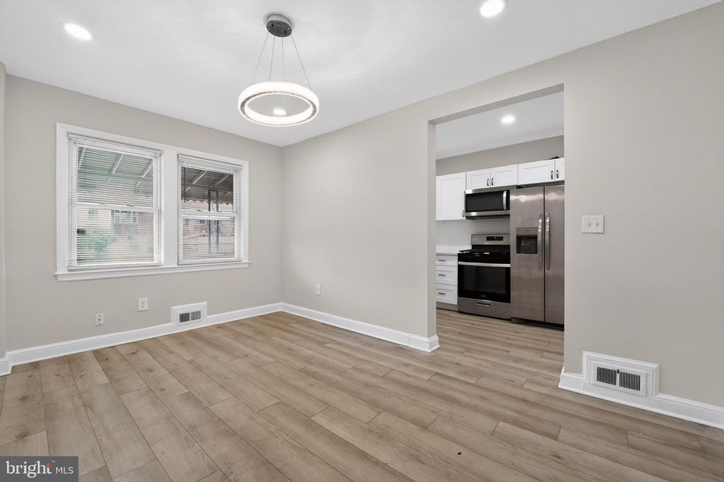 Image 12 of property listing at 4019 BAREVA RD, Baltimore, MD 21215