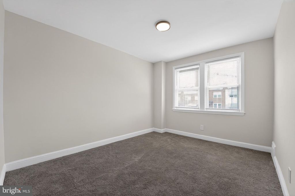 Image 21 of property listing at 4019 BAREVA RD, Baltimore, MD 21215