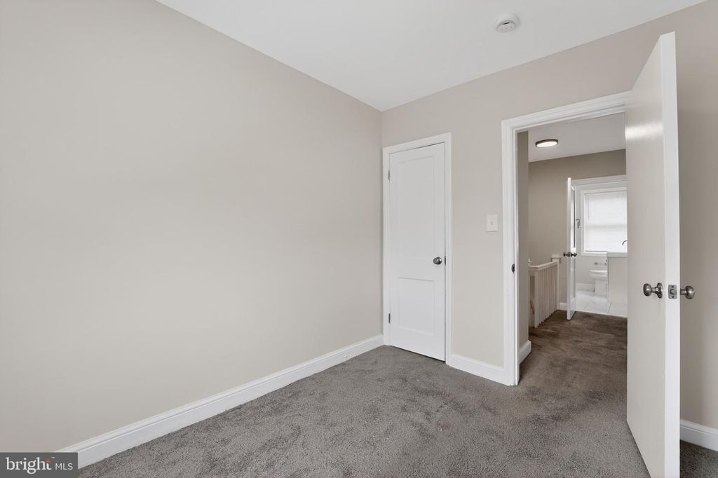 Image 24 of property listing at 4019 BAREVA RD, Baltimore, MD 21215