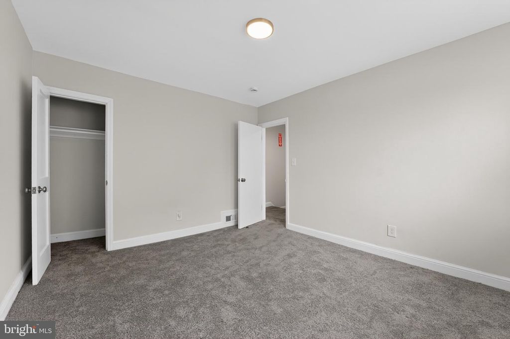 Image 28 of property listing at 4019 BAREVA RD, Baltimore, MD 21215