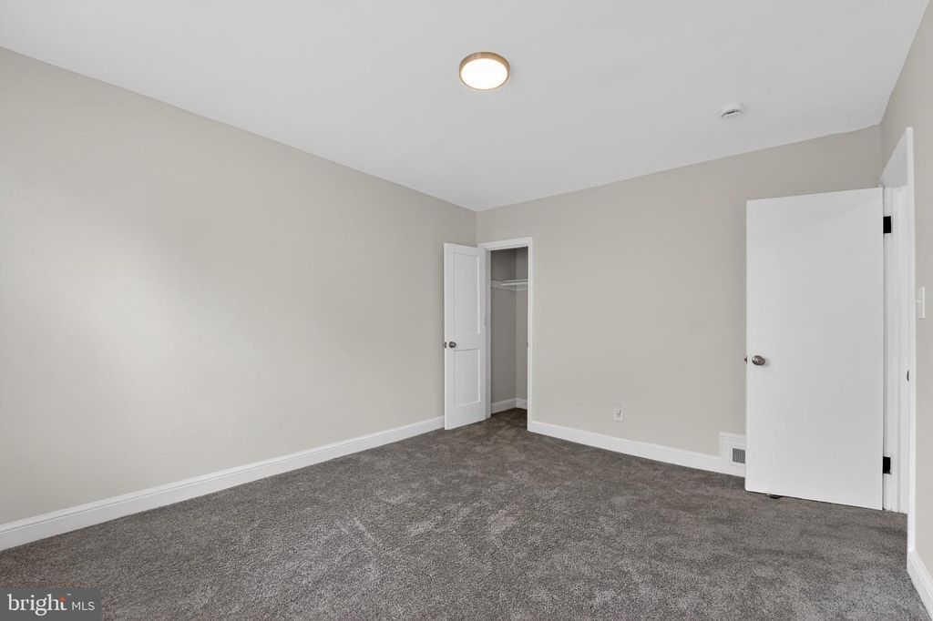 Image 29 of property listing at 4019 BAREVA RD, Baltimore, MD 21215