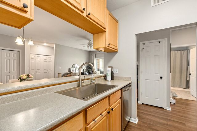 6255 Beechtree Drive 3108, West Des Moines, IA 50266