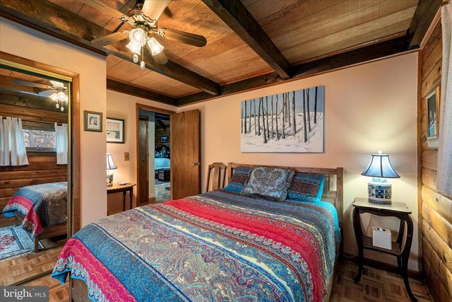 249 CRESTVIEW LN, Berkeley Springs, WV 25411