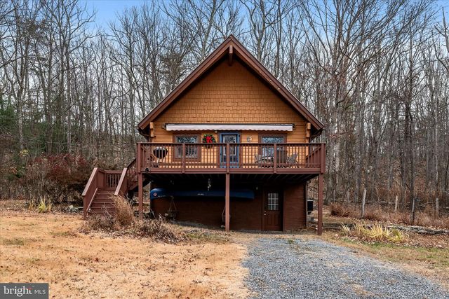 249 CRESTVIEW LN, Berkeley Springs, WV 25411