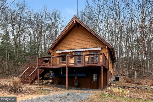 249 CRESTVIEW LN, Berkeley Springs, WV 25411