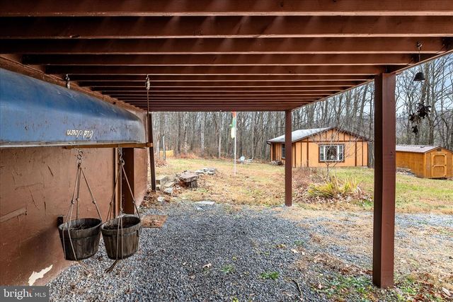 249 CRESTVIEW LN, Berkeley Springs, WV 25411