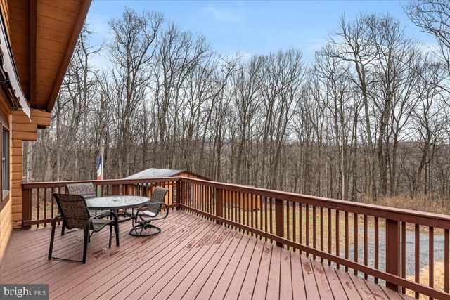 249 CRESTVIEW LN, Berkeley Springs, WV 25411