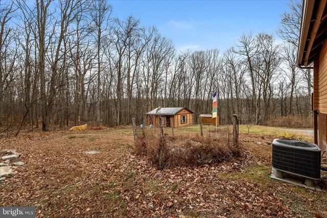 249 CRESTVIEW LN, Berkeley Springs, WV 25411