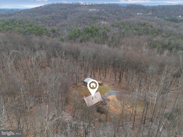 249 CRESTVIEW LN, Berkeley Springs, WV 25411