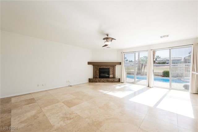 2465 Ping Drive, Henderson, NV 89074