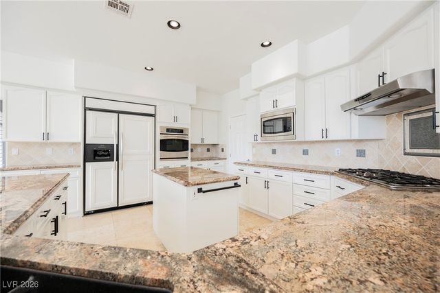 2465 Ping Drive, Henderson, NV 89074