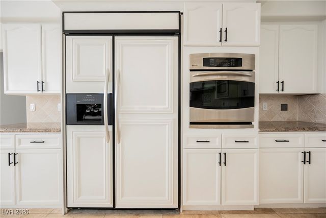 2465 Ping Drive, Henderson, NV 89074