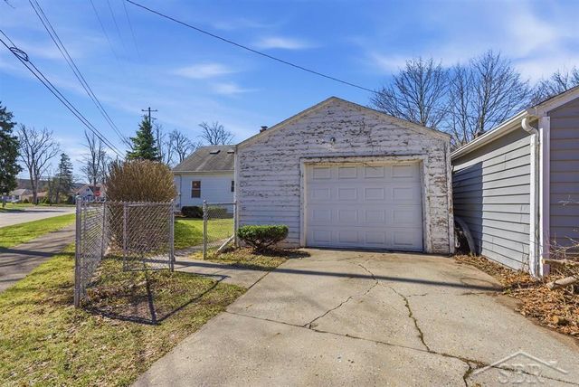 3316 Court Street, Saginaw, MI 48602