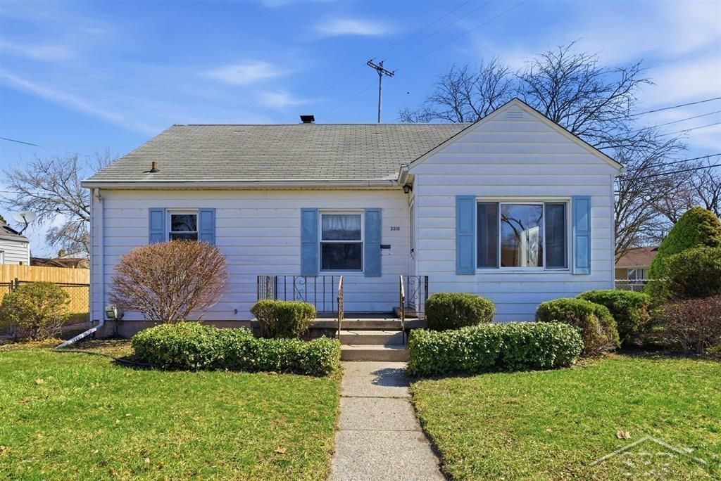 3316 Court Street, Saginaw, MI 48602