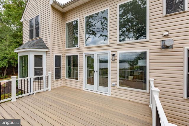 60 SHADY COVE LN, Stafford, VA 22554