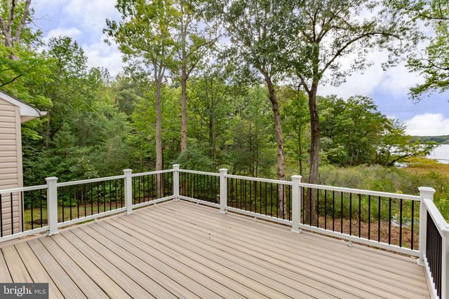 60 SHADY COVE LN, Stafford, VA 22554