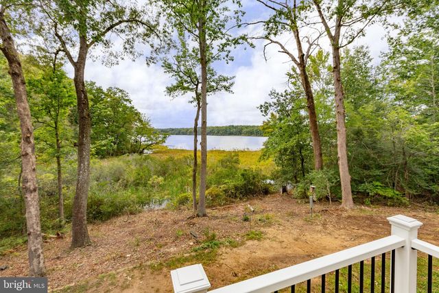 60 SHADY COVE LN, Stafford, VA 22554